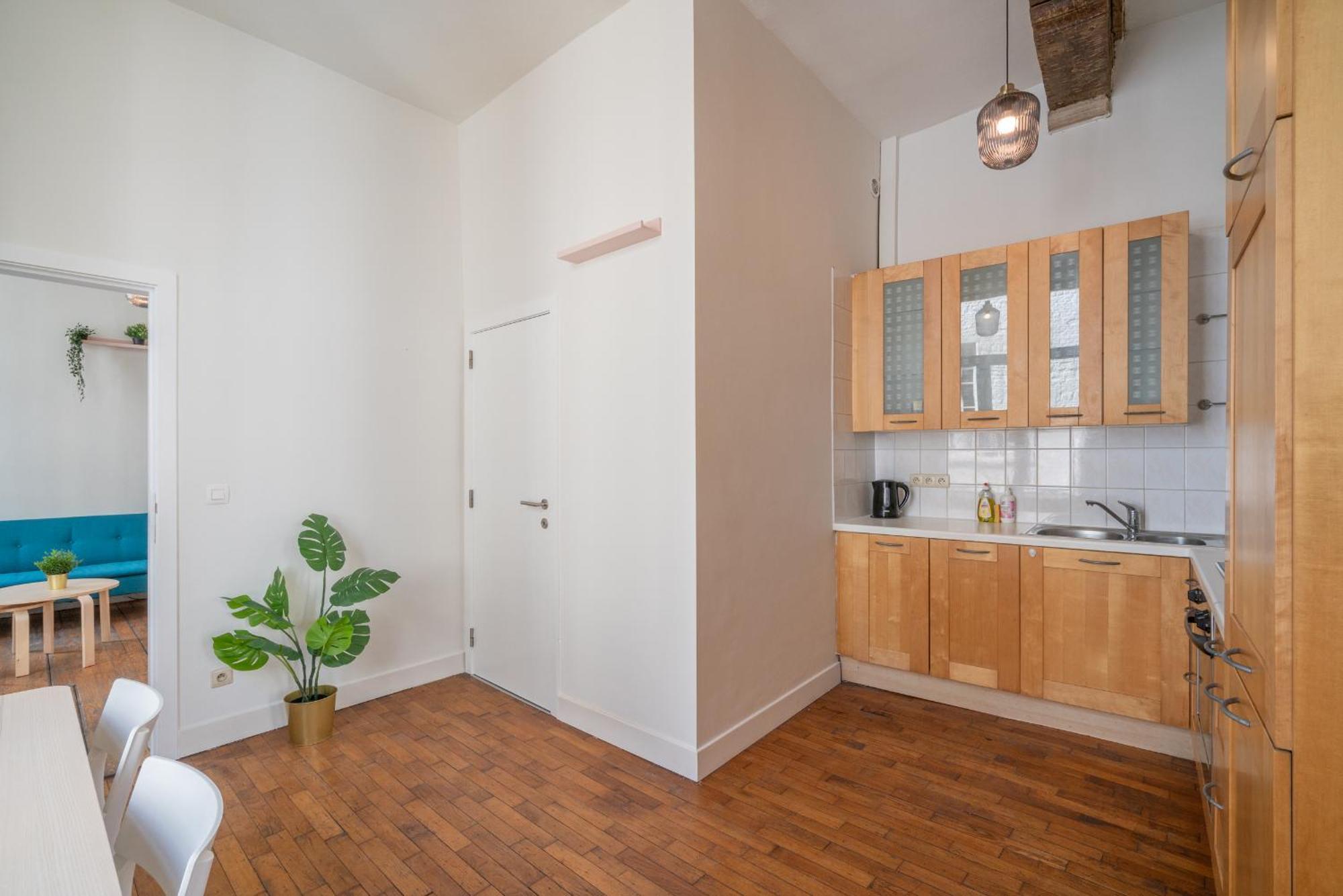 Authentic Apartments In The Center Of Αμβέρσα Εξωτερικό φωτογραφία