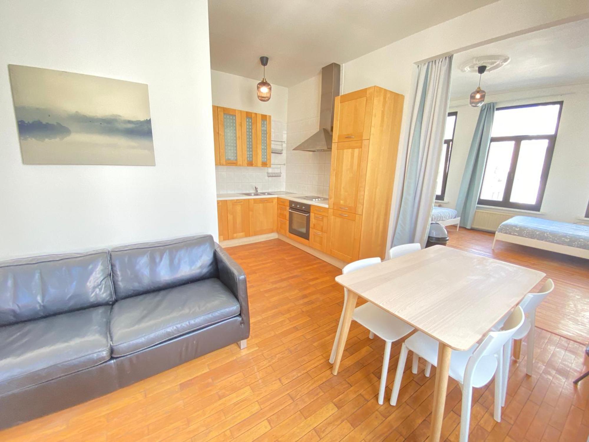 Authentic Apartments In The Center Of Αμβέρσα Εξωτερικό φωτογραφία
