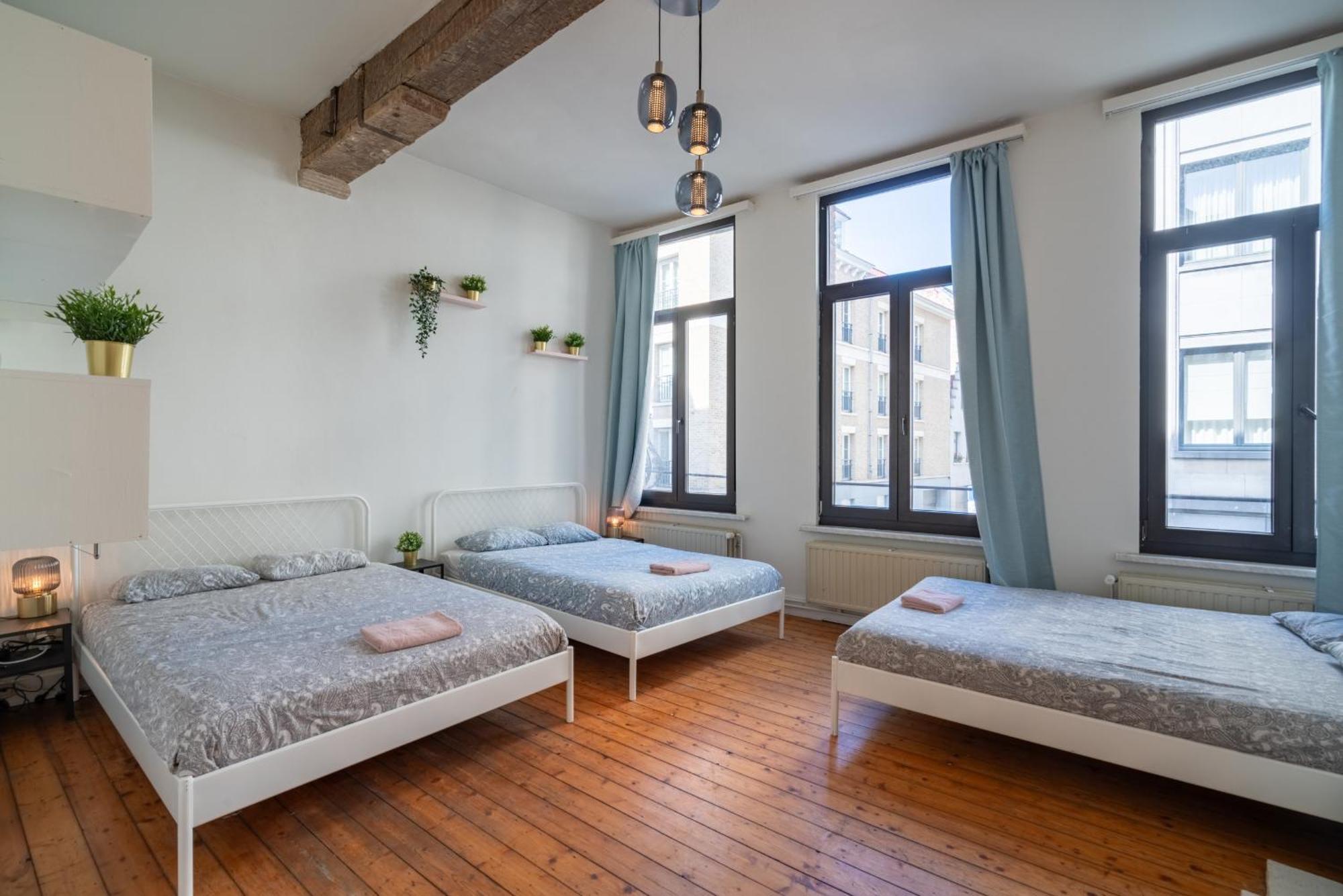 Authentic Apartments In The Center Of Αμβέρσα Εξωτερικό φωτογραφία